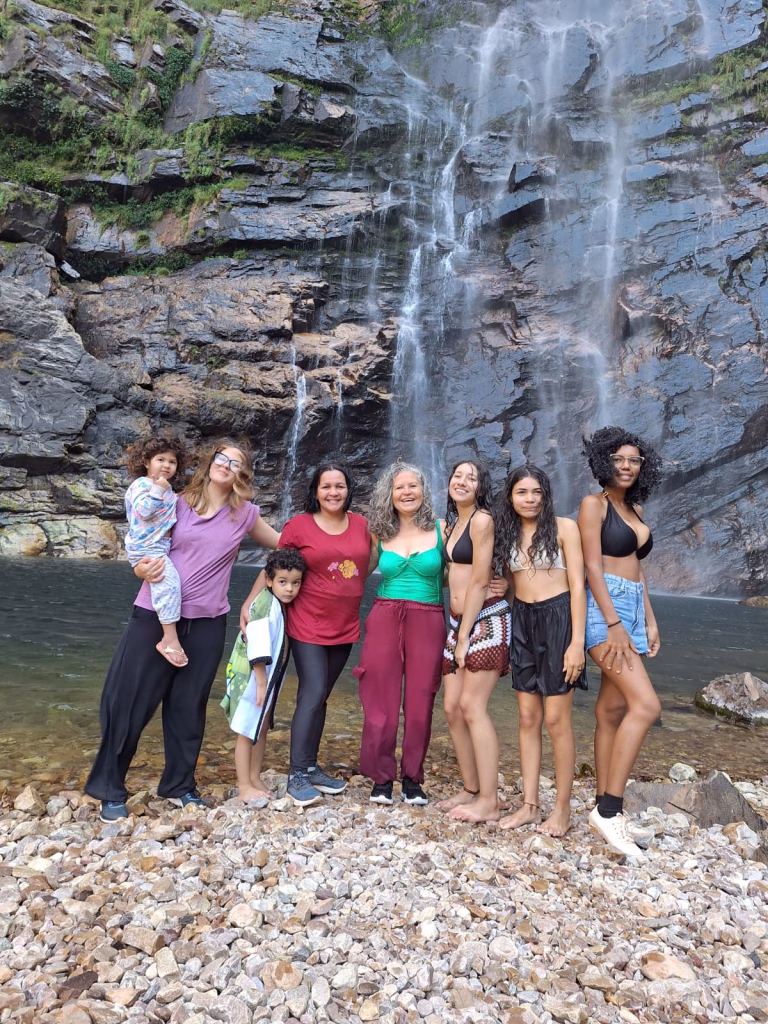 Cachoeira do Label recebe visita da Comunidade do Forte